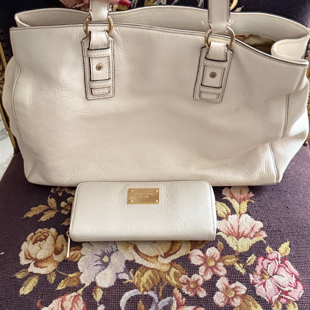 Michael Kors Cream Leather Tote and Wallet